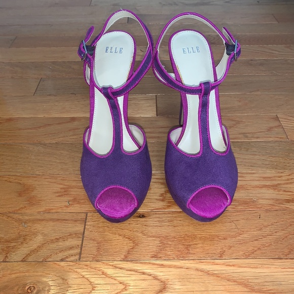 ELLE Stilettos - Picture 1 of 5